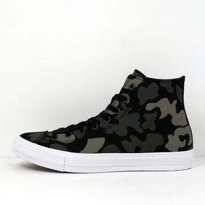 black camo converse